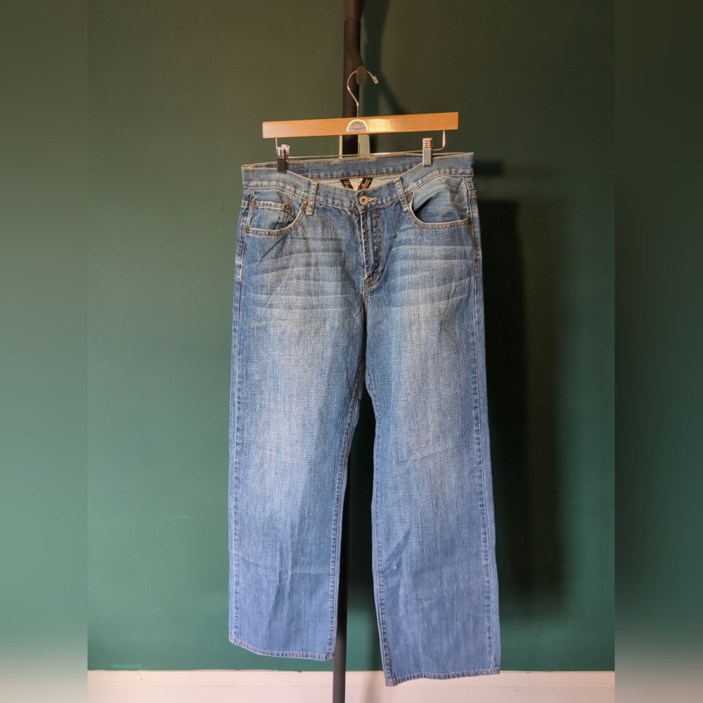 Men's Lucky Jeans Taylor Straight Legged Light Wash Size 34, 32" Inseam